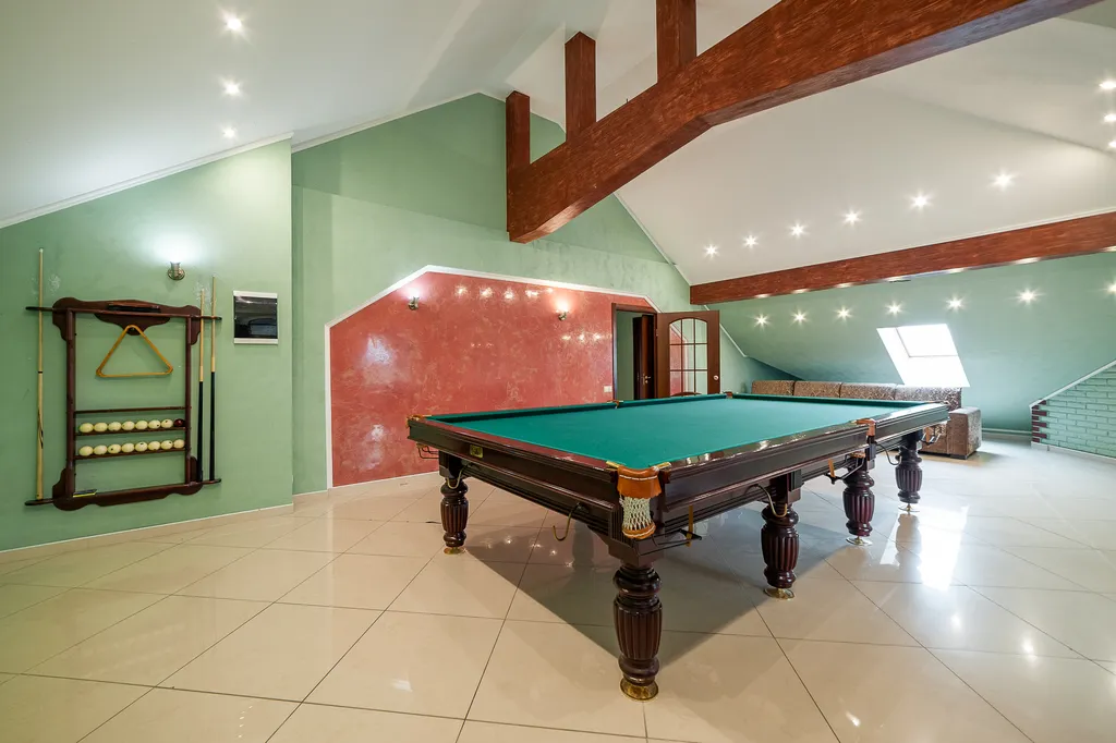 6-комнатный Дом