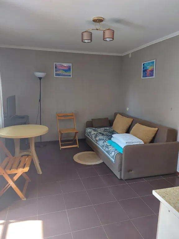 Двухкомнатный номер с терассой, пляж 70 метров