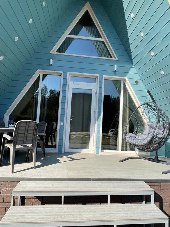 Коттедж Уютный дом аттик А-фрейм у Снетковского озера — Ларионово