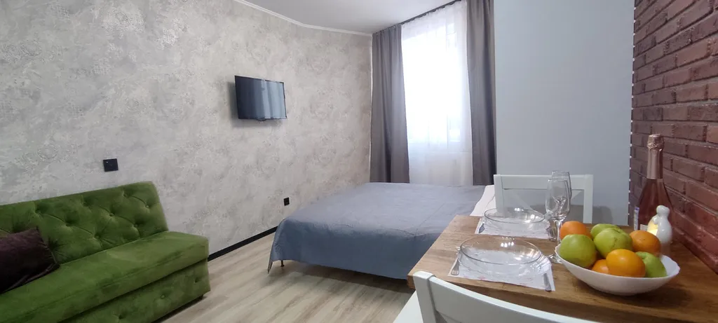 Квартира Видовая студия с большой лоджией — аренда посуточно в Всеволожск