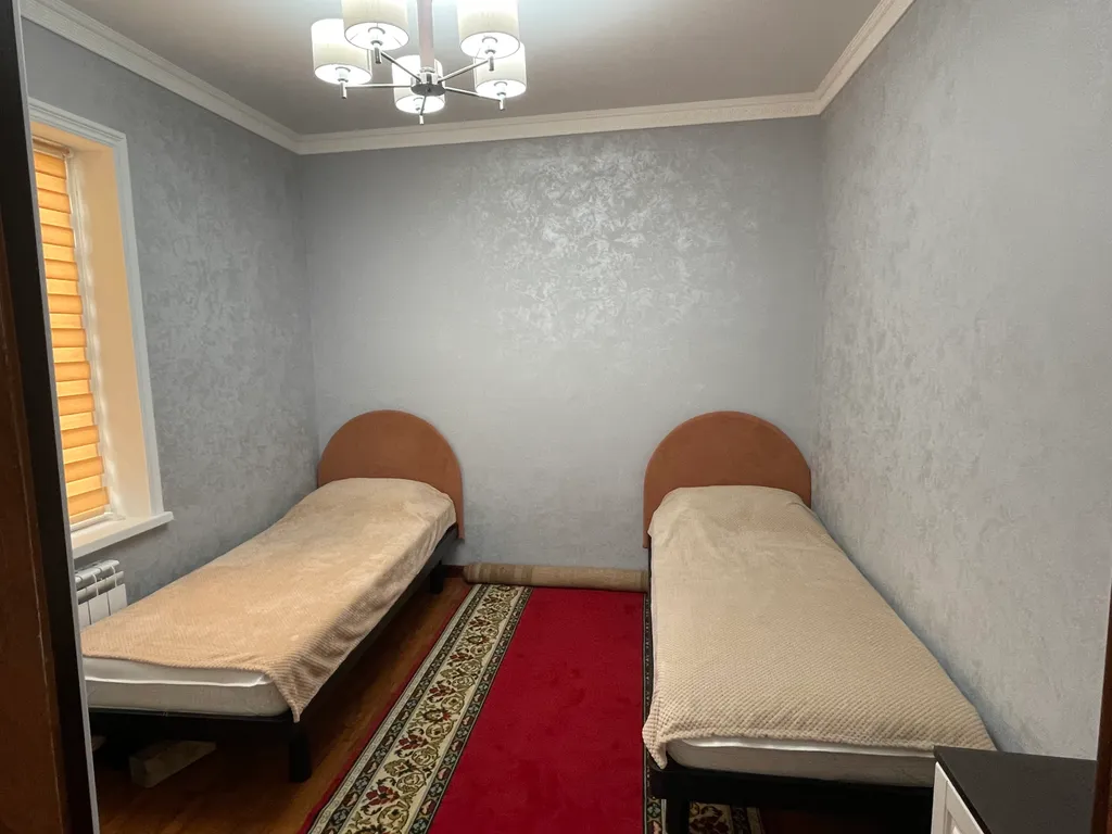 Дача с большим бассейном