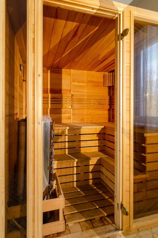 Коттедж для семейного отдыха с сауной