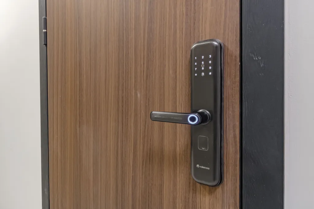 Современная студия рядом с Barys Arena