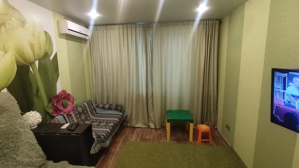 Уютная квартира рядом с тц мега