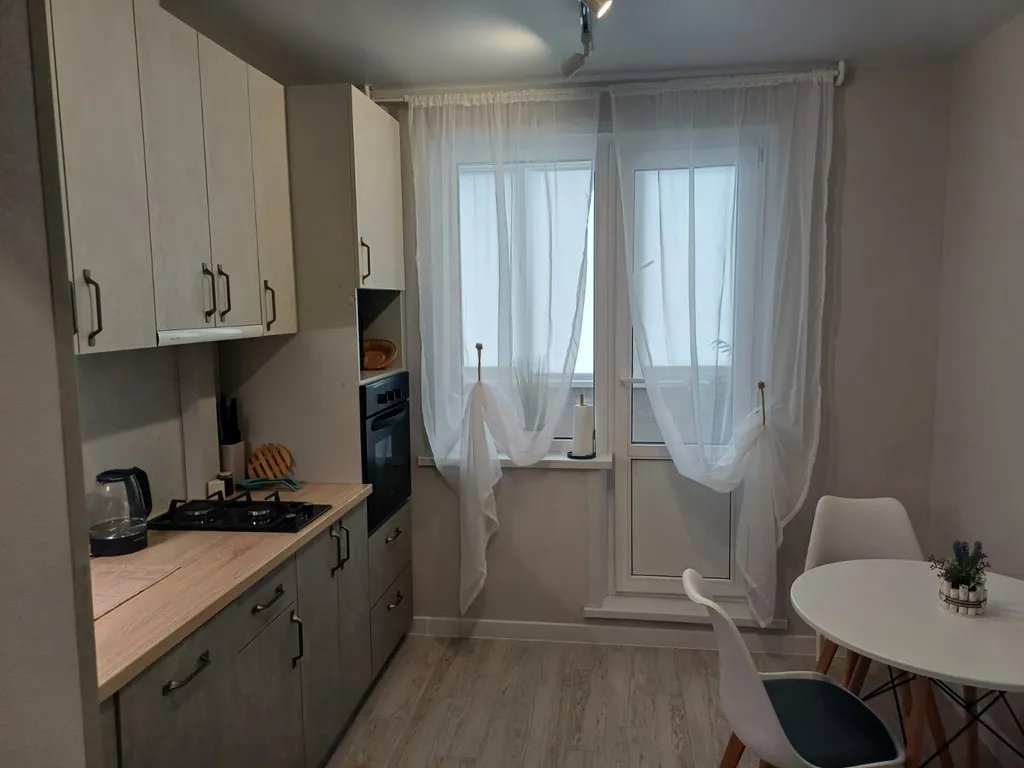 Уютная однокомнатная квартира недалеко от ТЦ Тринити