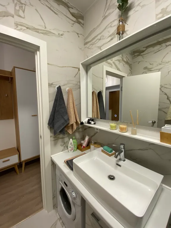 Студия в стиле Сканди с видом на Кремль