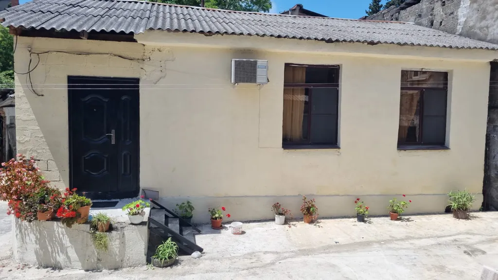 Коттедж 3-комнатный Дом — Сухум