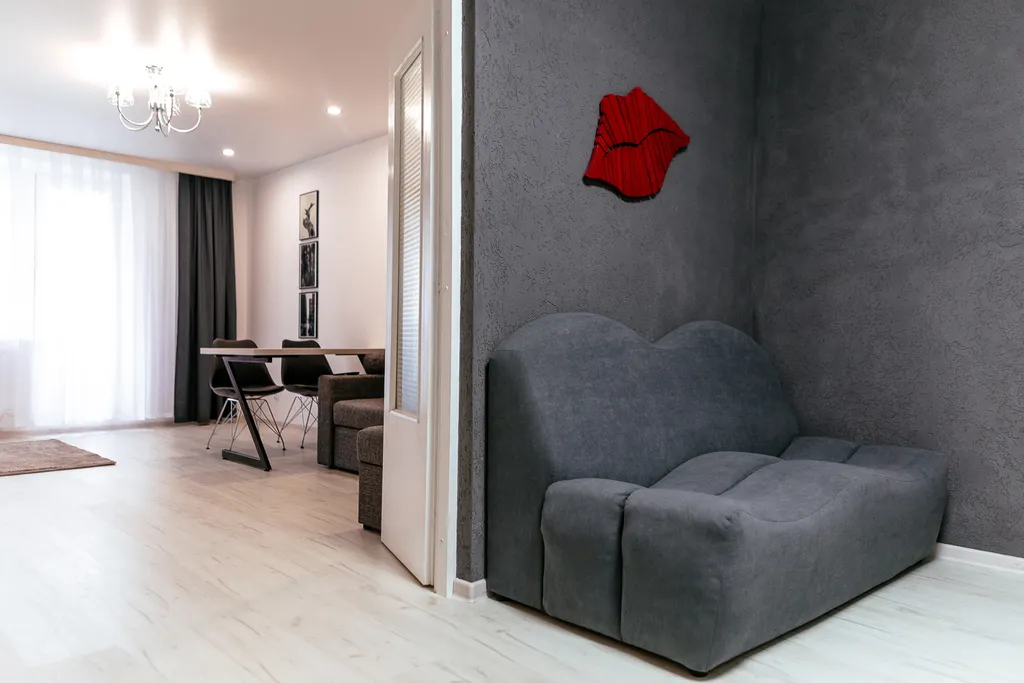 Уютная квартира с двумя спальнями и стильным интерьером