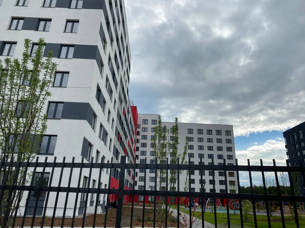 Квартира Двухуровневая современная квартира, бесплатная большая парковка — Тюмень