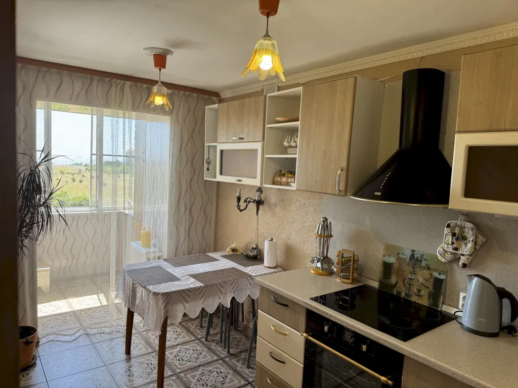 Квартира 2хкомнатная квартира 9 мин до пляжа, балкон, вид на море - Толстый мыс — Геленджик