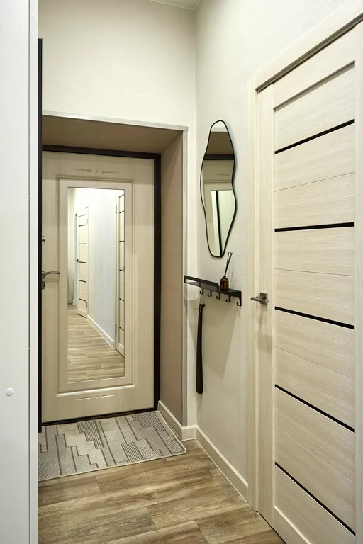 Дом Под Покровом на тихой улице с видом на монастырь