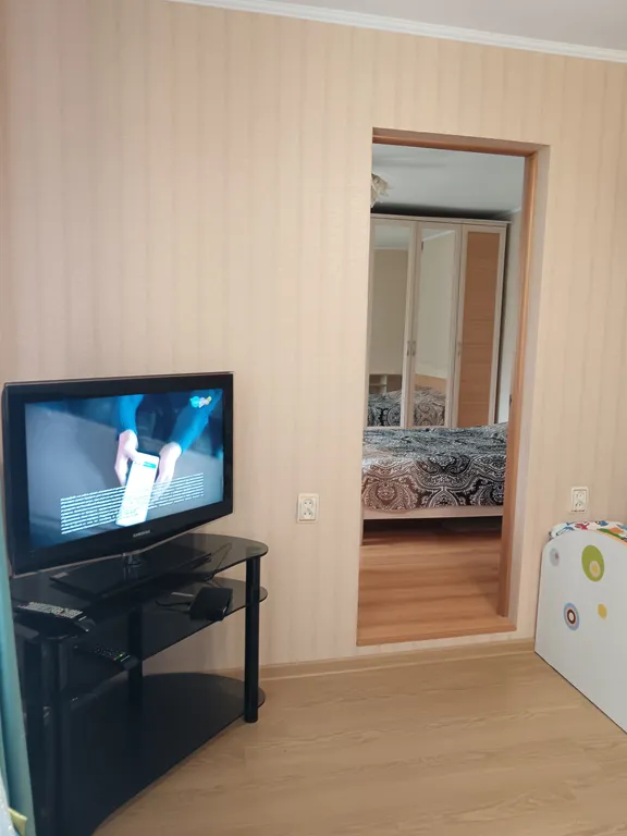 Часть дома с отдельным входом садом и парковкой