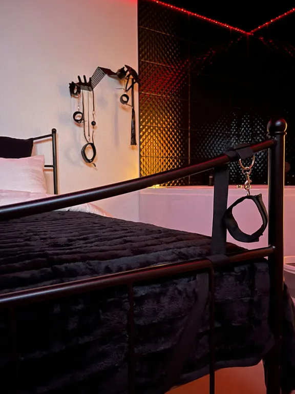 Апартамент для свиданий с джакузи