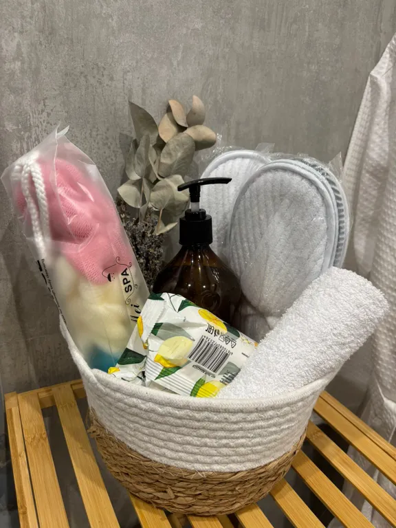 Квартира Двухкомнатная квартира с дизайнерским ремонтом — Адлер