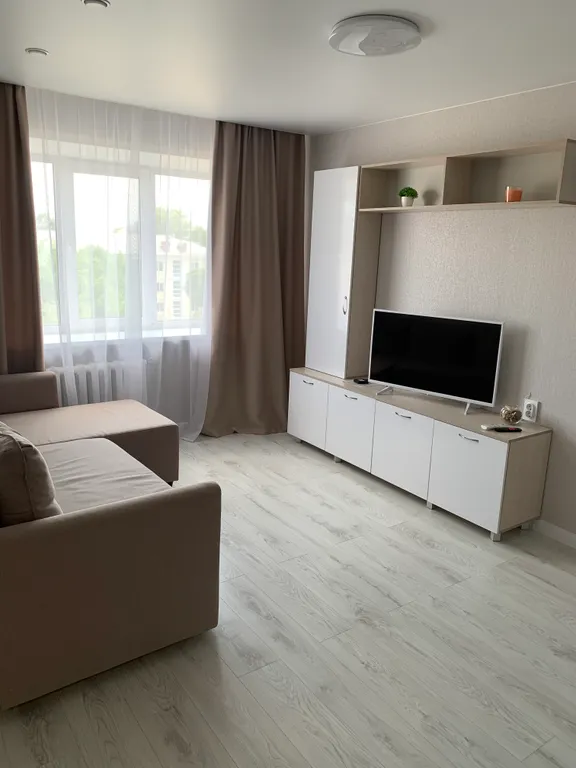 Квартира Апартаменты в центре города — аренда посуточно в Каменск-Уральский