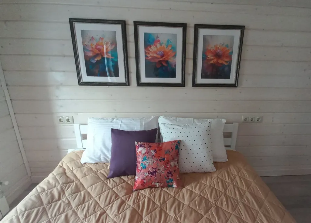 Дом с сауной на краю леса