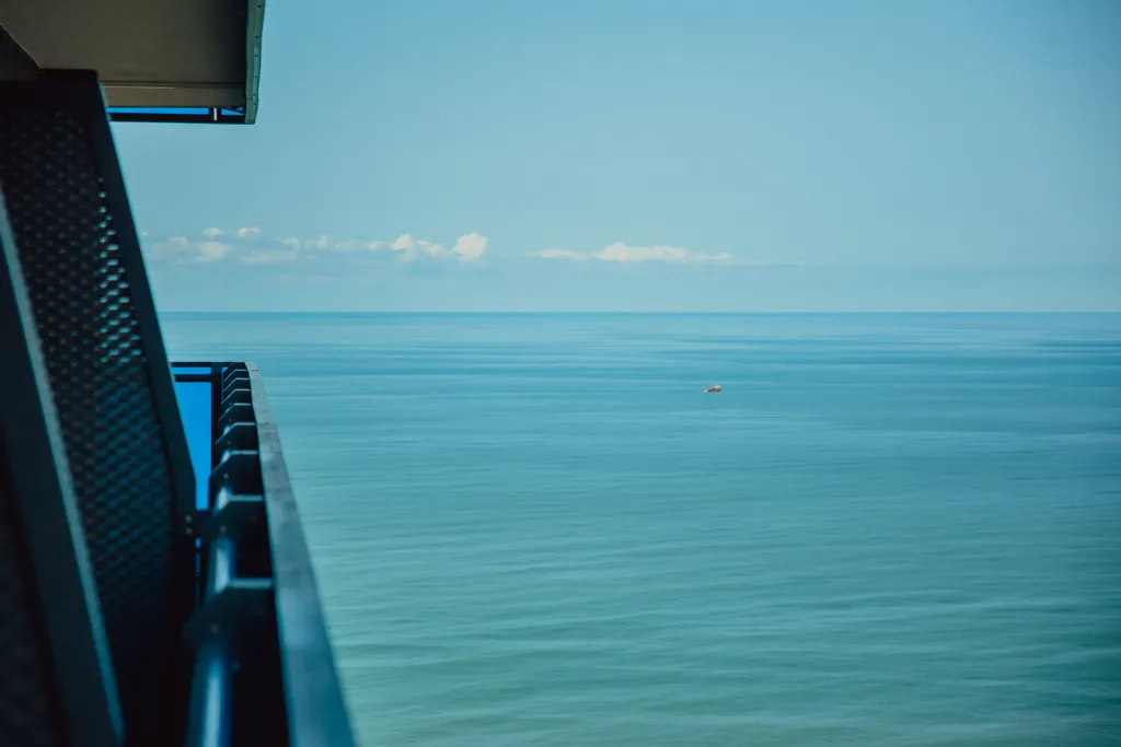 Апартаменты с видом на море первая линия Orbi City