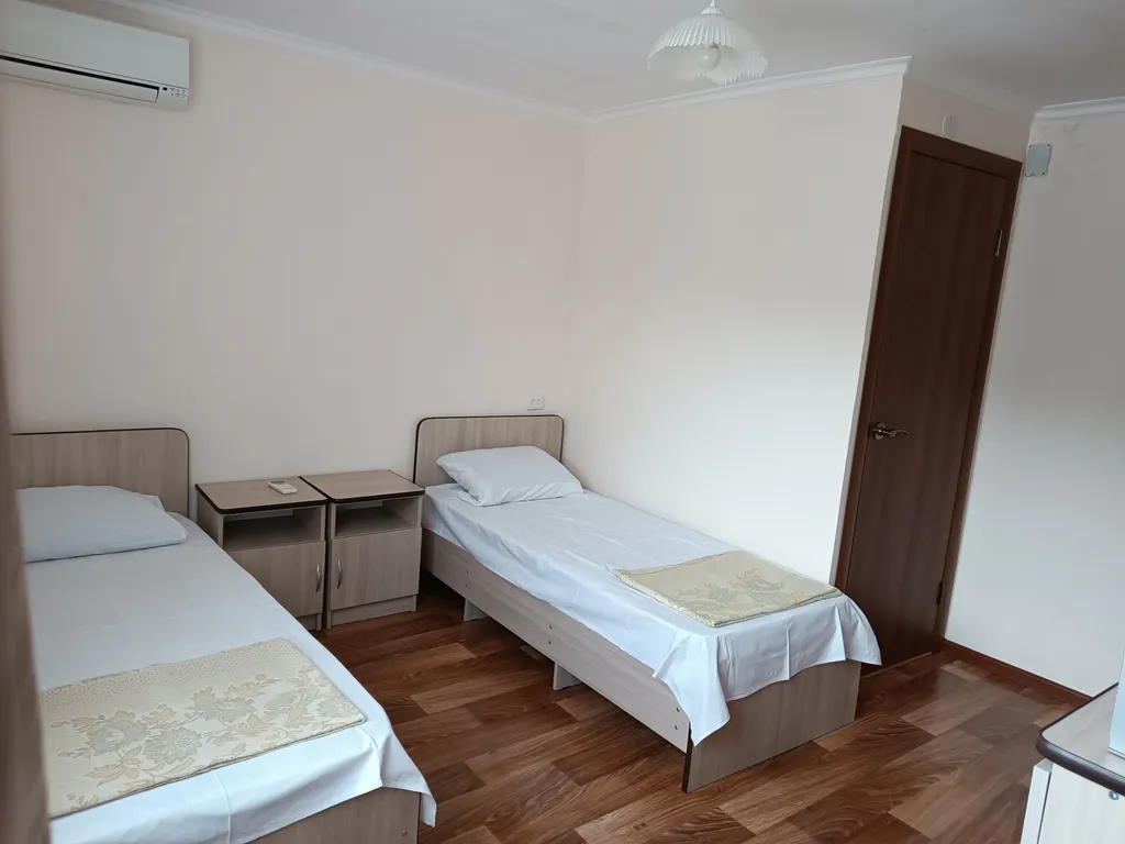 Коттедж Таунхаус — аренда посуточно в Небуг