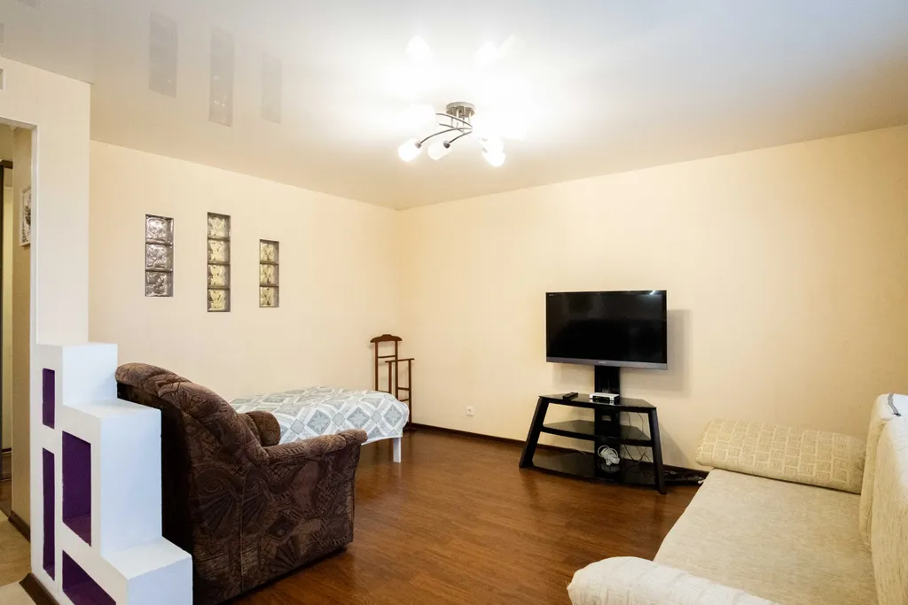 Просторная двушка рядом с ПетрозаводскМАШ