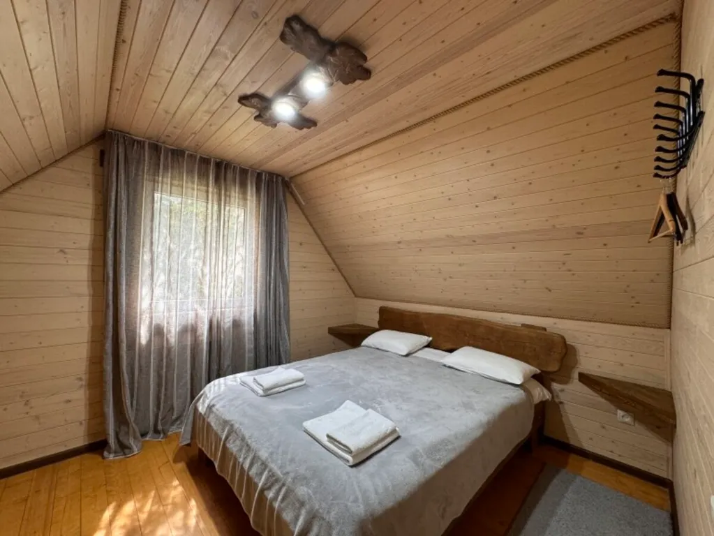 4-комнатный Дом