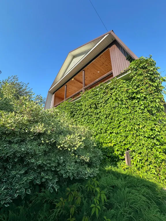 Уютный дом в живописном селе