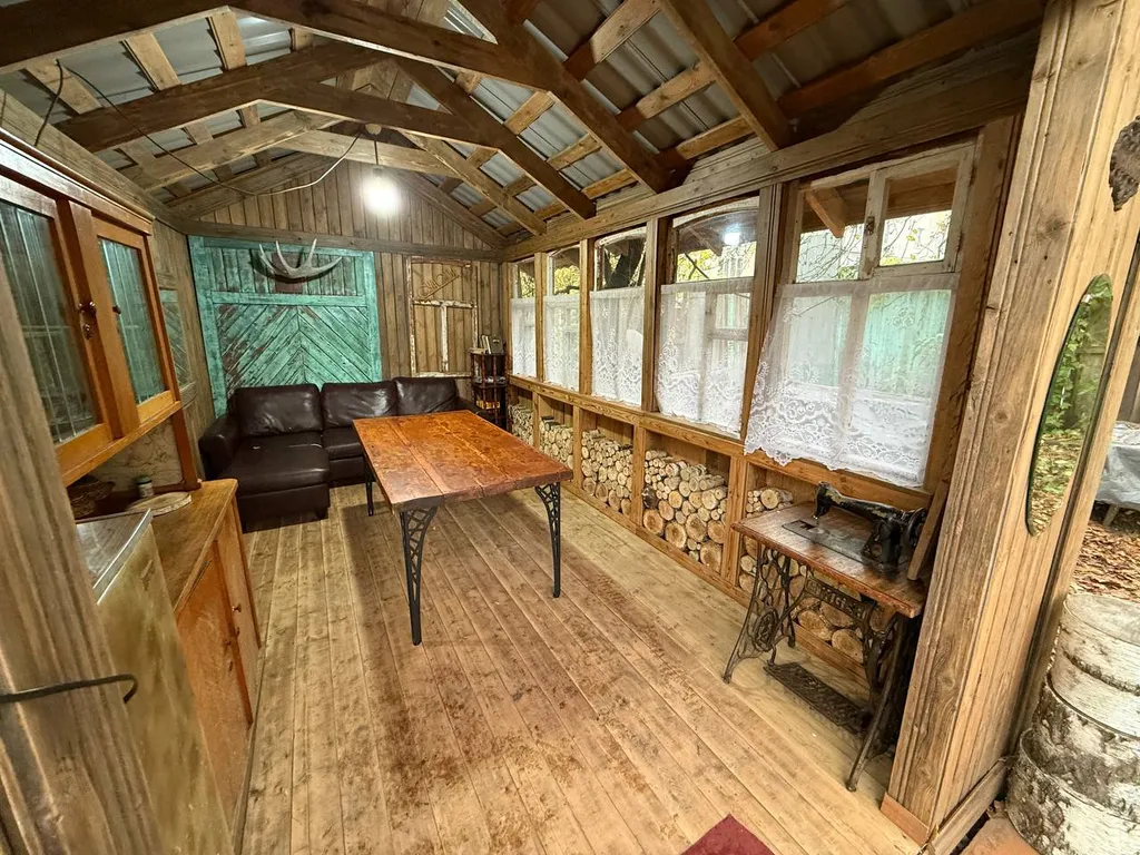 Уютный дом в самом сердце города