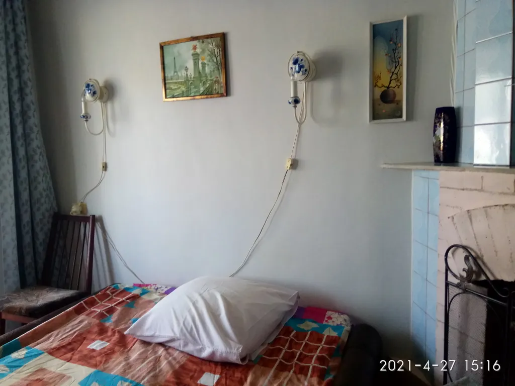 Комната с камином