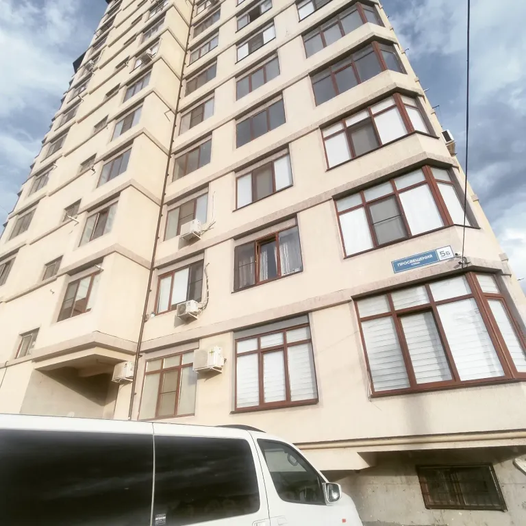 Квартира 2-комнатная Квартира — Махачкала