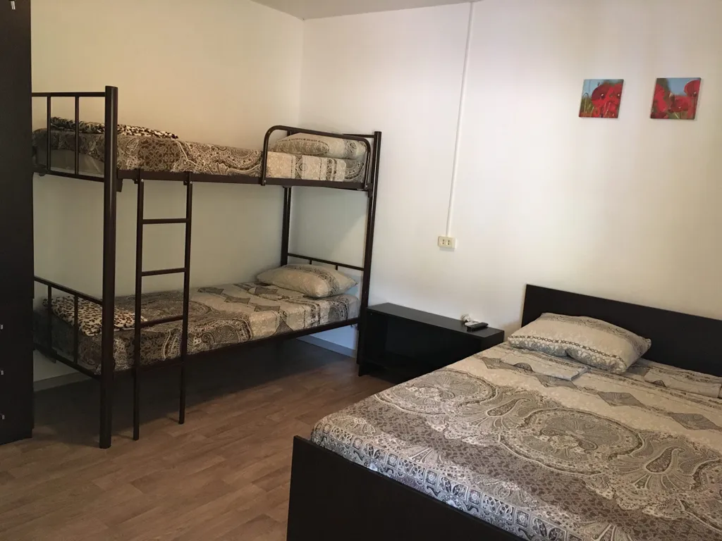 Квартира Люкс 4-х местный с санузлом и летней кухней — аренда посуточно в Ейск