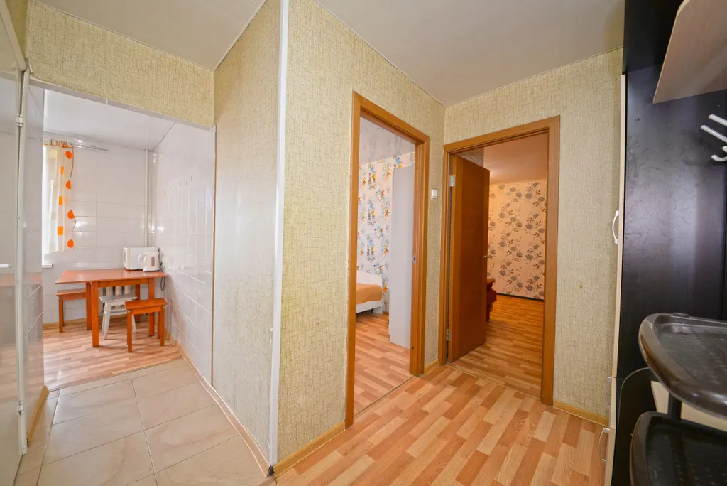 Апартаменты рядом с автомагистралью