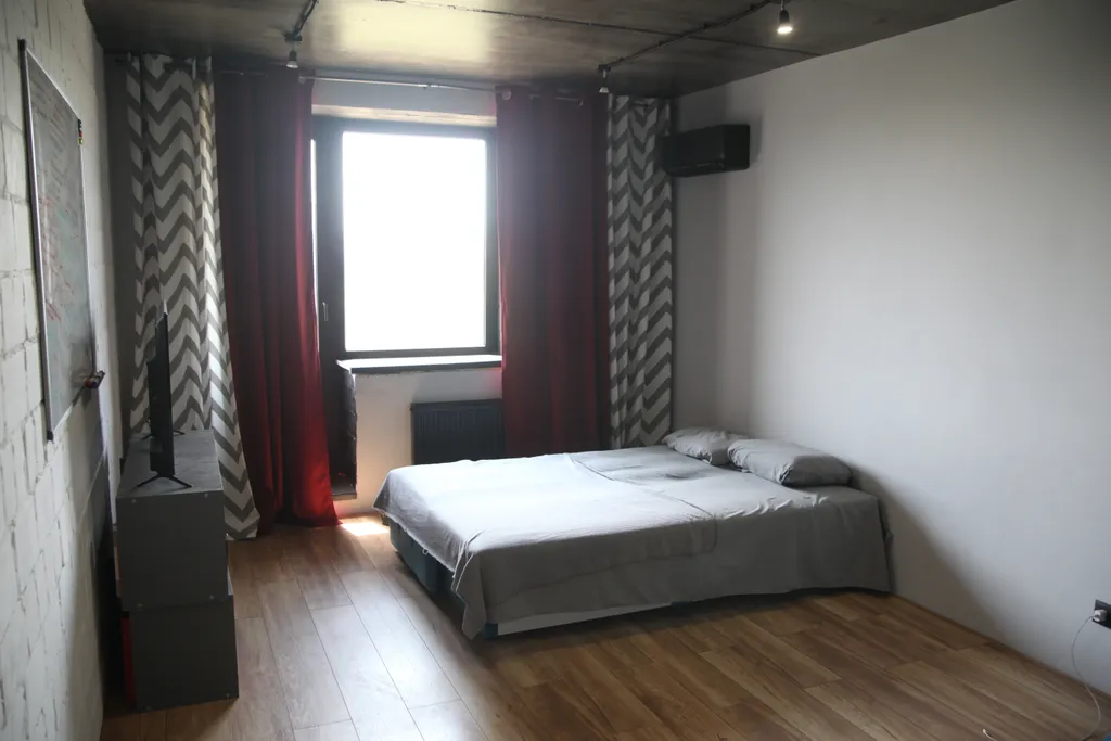 Чистая и уютная квартира-студия в стиле лофт