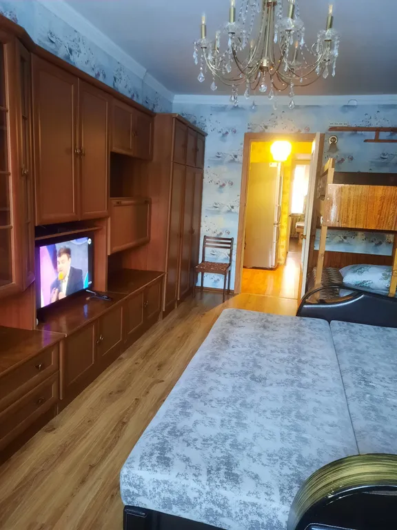 Двушка в центре  у Медакадемии для семерых