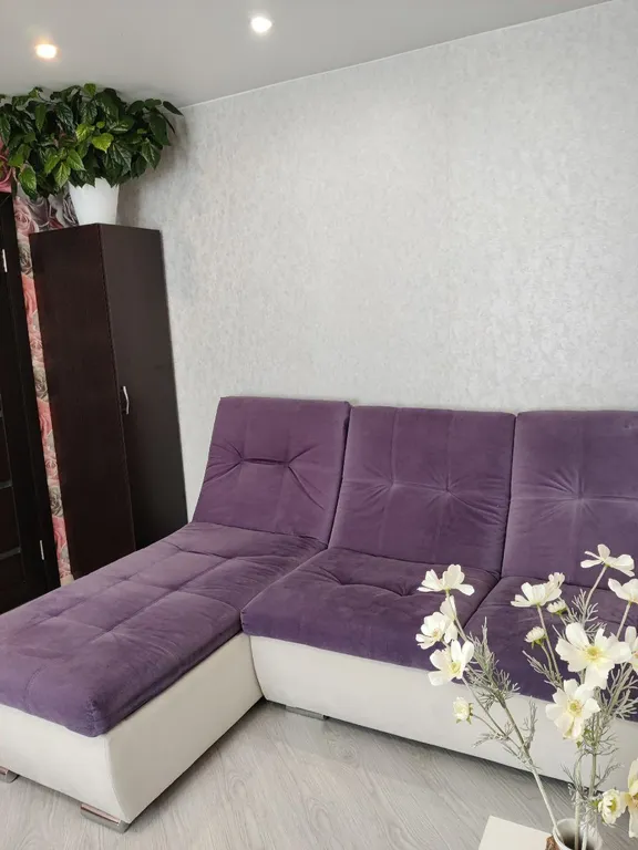 Квартира Комфортабельная квартира у ДК имени Римского-Корсакова — Тихвин