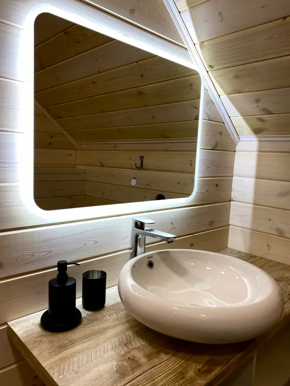 Уютный дом с сауной, бассейном и видом на Мустаг