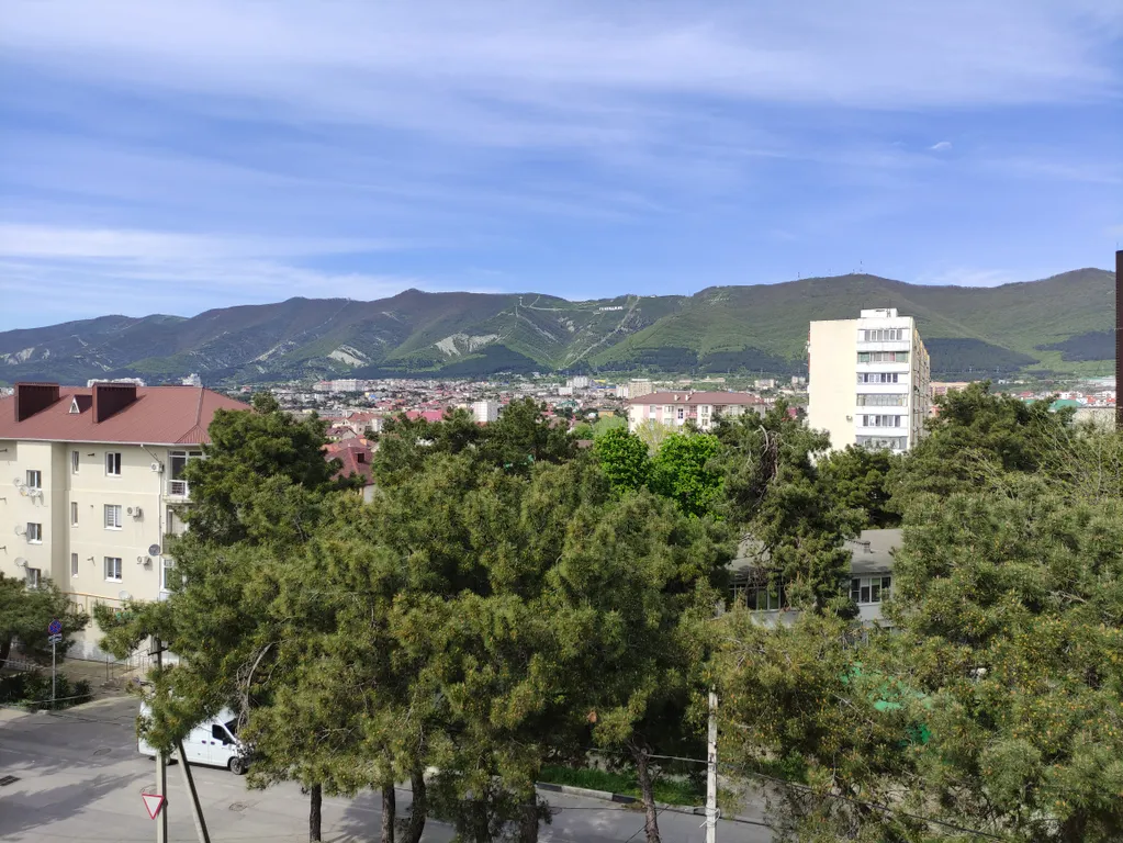 Квартира Квартира-евродвушка в центре с отдельной кухней и с видом на море и горы — Геленджик