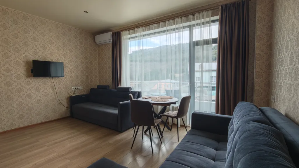 Студия у моря в районе замка ласточкино гнездо