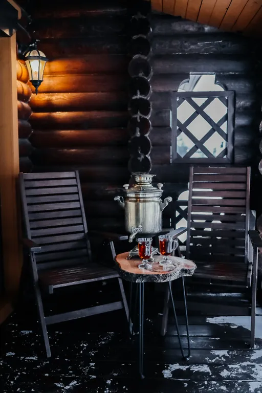 Дом на берегу озера