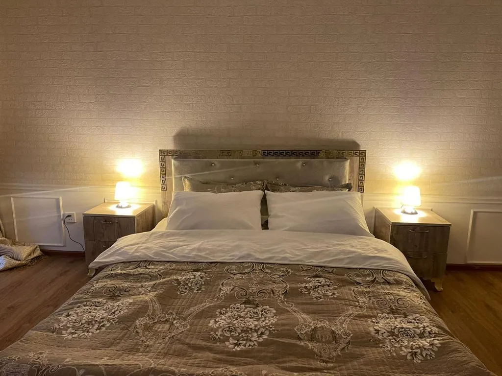 Квартира Исторический Дом Памятник — аренда посуточно в Баку