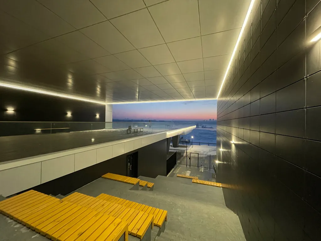 Шикарная студия с террасой и видом на реку