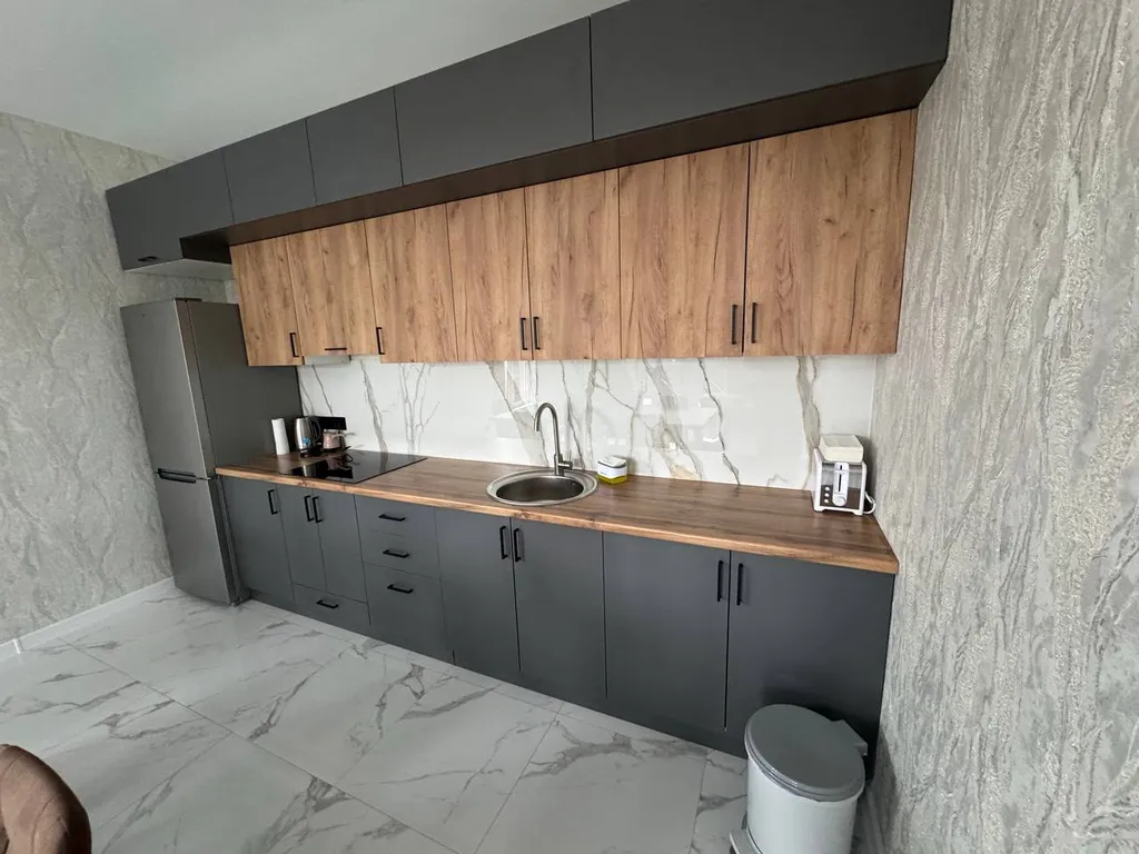 Большой дом для мероприятий с бассейном, баней и большой беседкой