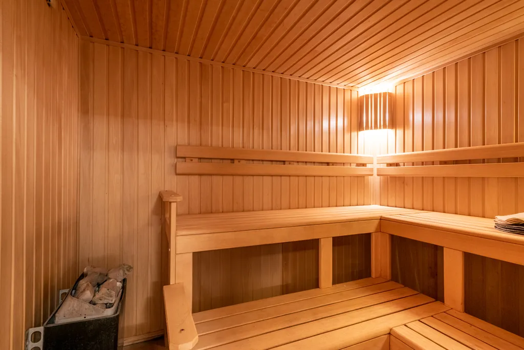 Коттедж Дом с бассейном и сауной — Горки-2