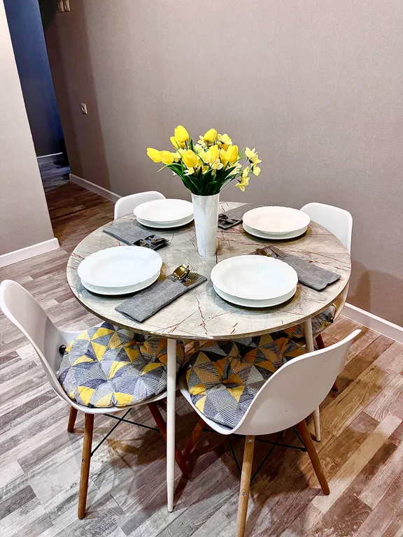 Уютная солнечная квартира с большой лоджией и видом на весь город