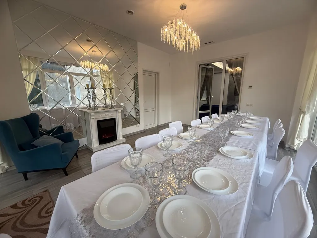 Приглашаем в большой и уютный загородный коттедж мечты