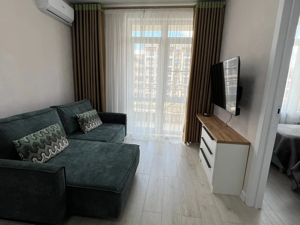 355 Евротри люкс на 6 человек с бассейнами