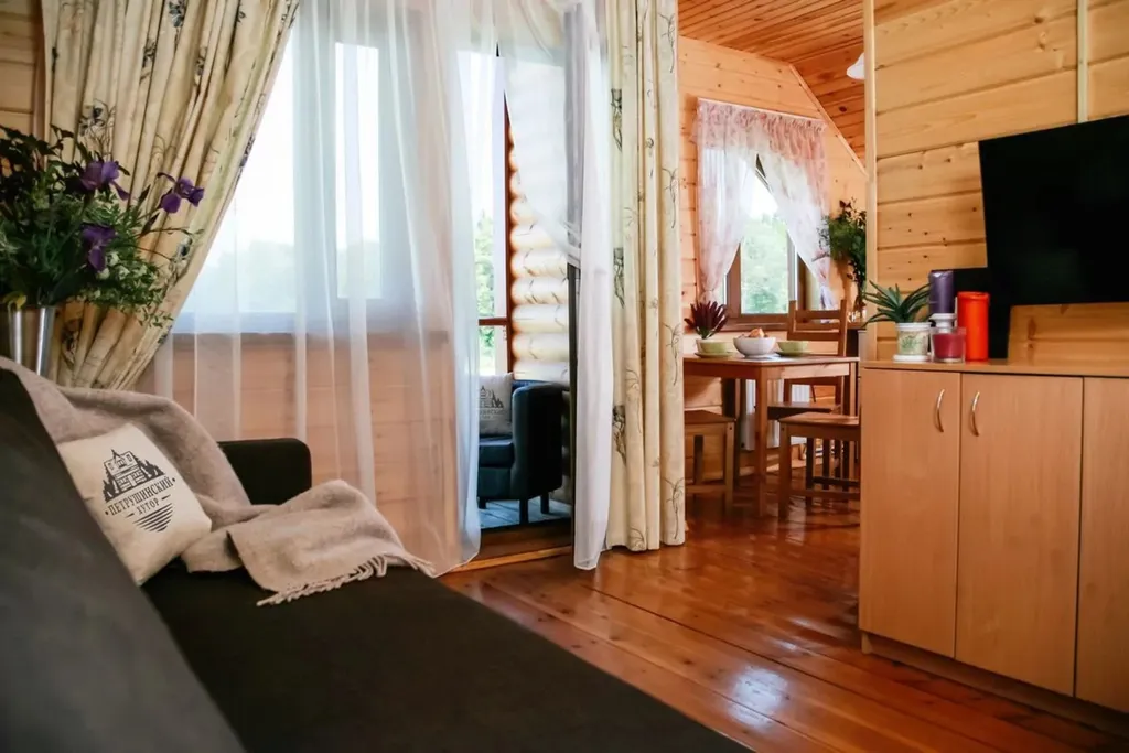 Коттедж 2-комнатный Дом — аренда посуточно в Отрадное