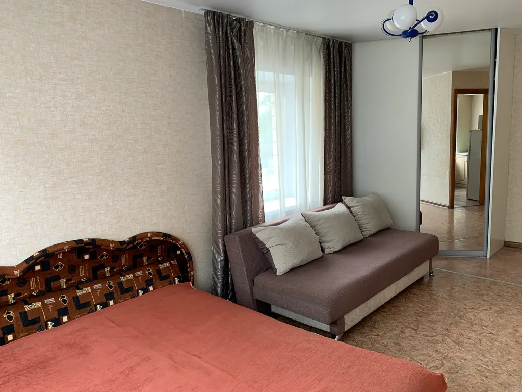 Квартира Квартира через дорогу от Краевой больницы — Красноярск