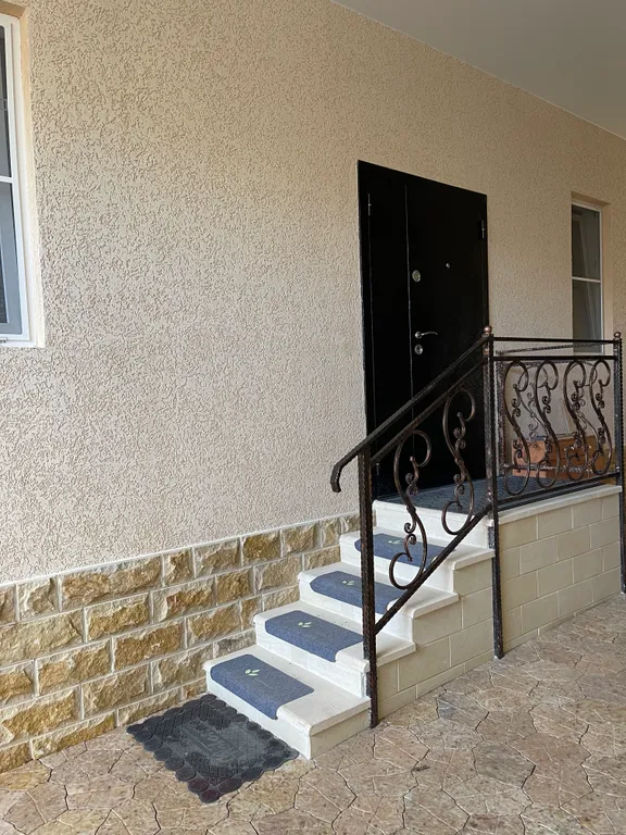 Коттедж Уютный дом с двумя ванными — Кисловодск