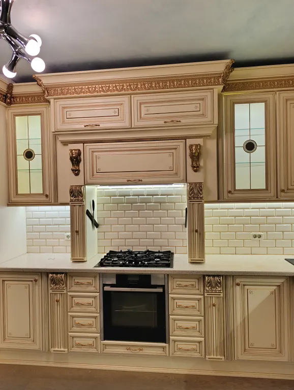 Золотая кисть