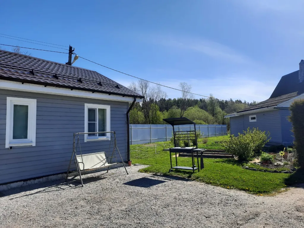 Дом на озере Вуокса с баней и беседкой