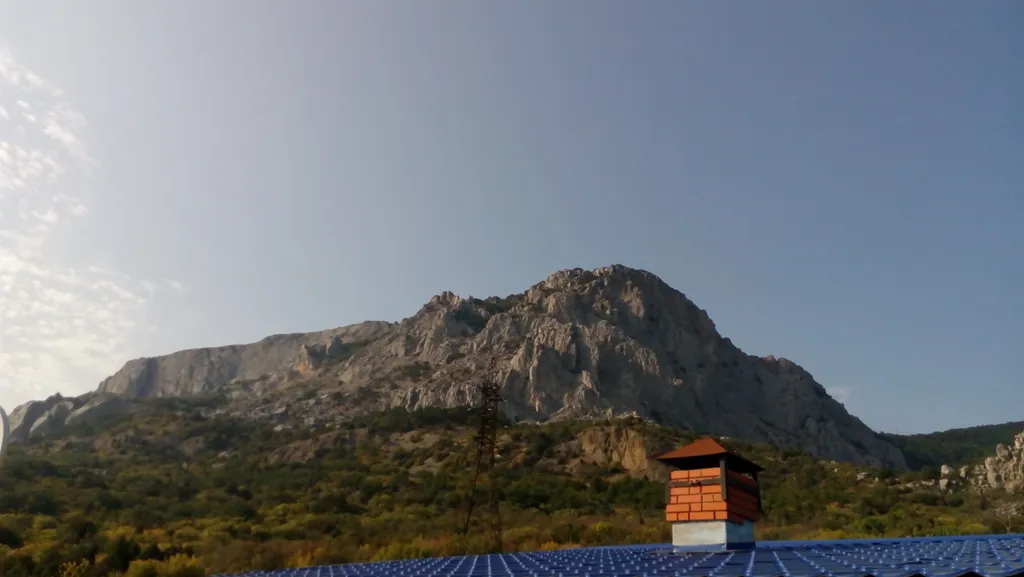 Квартира-студия над парком Форос лучшим большим обзорным балконом